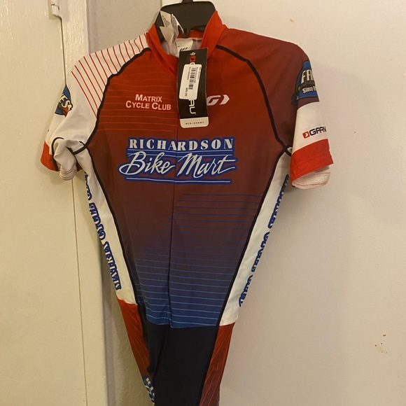 LG skin suit.  Never worn. - Picture 1 of 5